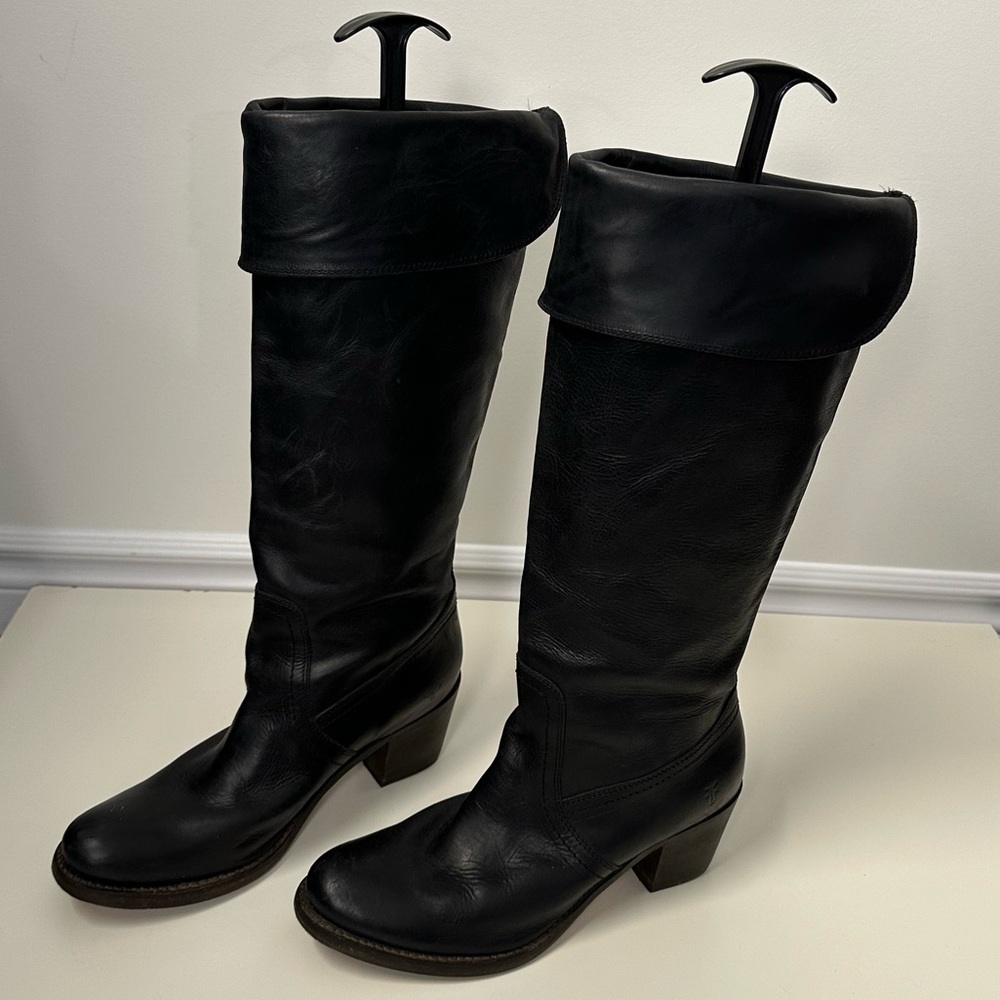 FRYE women's black leather pull on jane tall cuff boots 2.5" heel, 8.5 B. - Picture 3 of 16